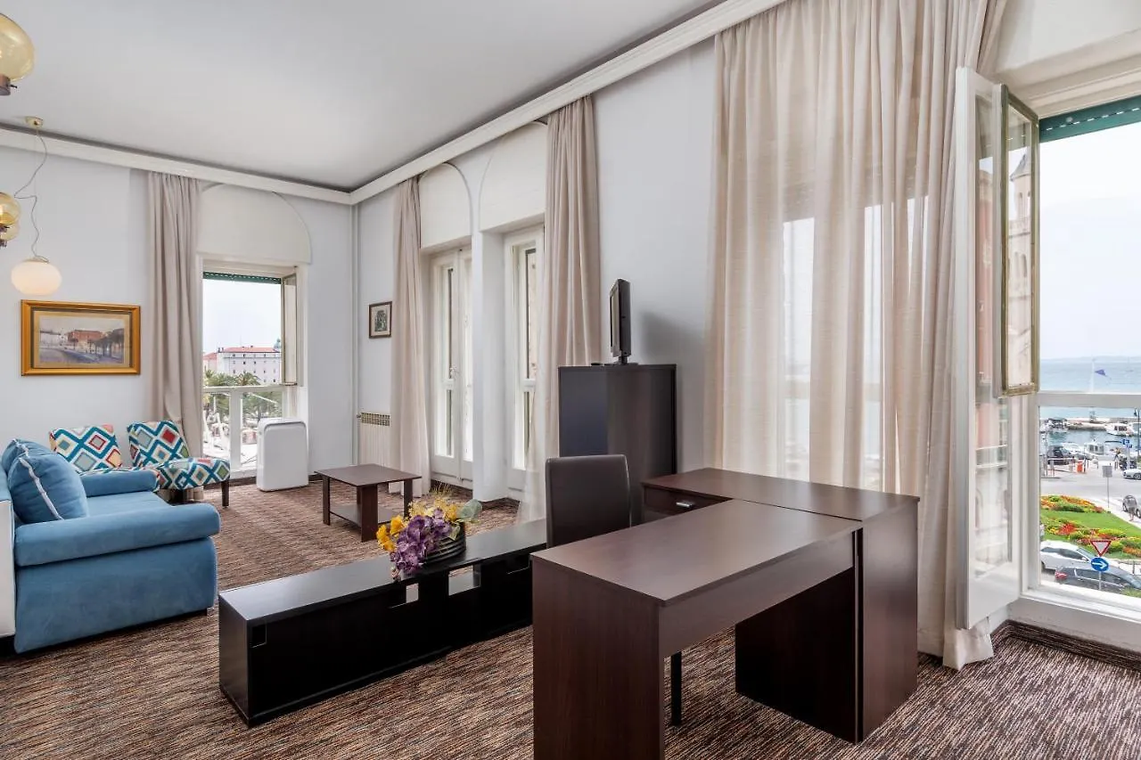 Hotel Bellevue Split 3*,