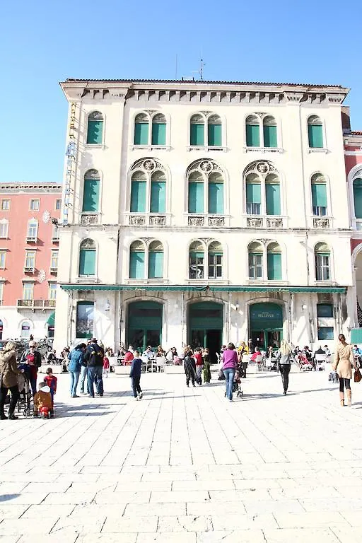 ***  Hotel Bellevue Split Croatie